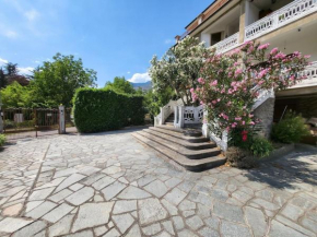 Valeleo Appartamento Grande e cortile privato